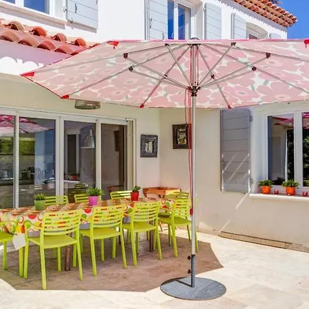 빌라 Bormes-les-mimosas Sleeps 14 Pool Air Con 봄레미모사